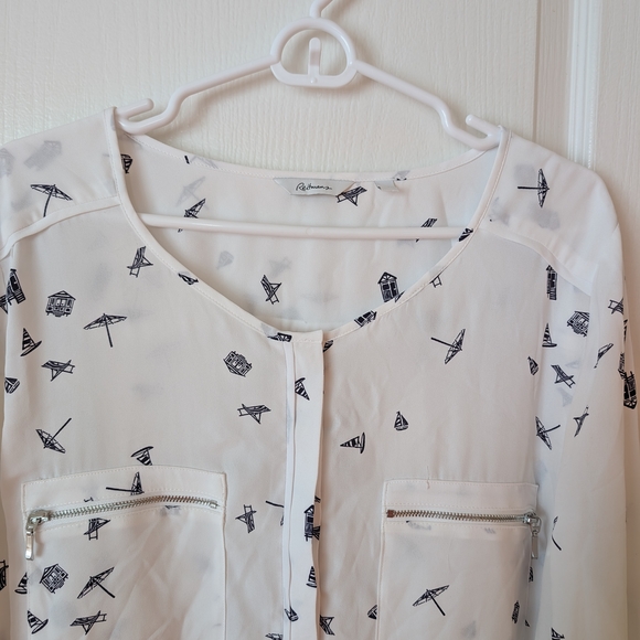 Reitmans White And Blue Blouse - Picture 2 of 3